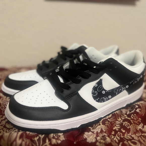 Mens Nike Low Dunks-Plaid